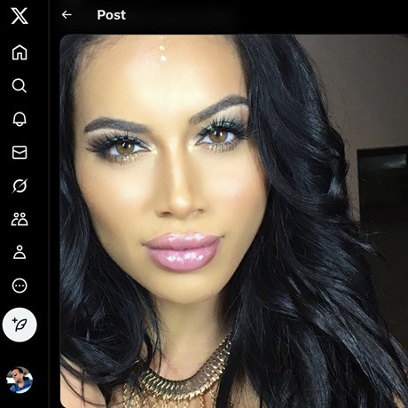 Victoria June – Twitter Porn Star with Hot Selfies and Teases