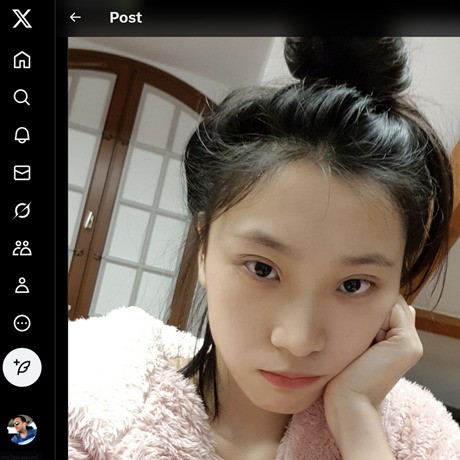 June Liu – Popular Asian Twitter Model with Massive Following