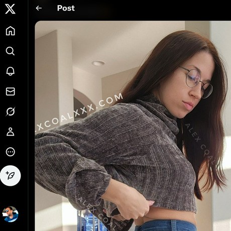 Alex Coal – A Nerdy, Girl-Next-Door Porn Star on Twitter